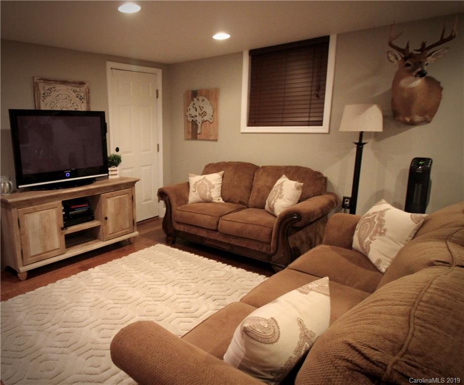 21 Leon Fox Road, Unit R20 Taylorsville, NC 28681 - Photo 29 of 35 Gallery Image 29