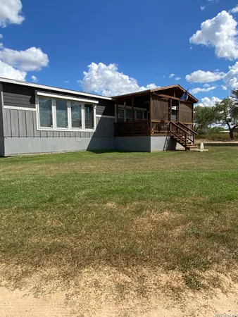 $375,000 | 316 County Road 775, Devine, TX 78016