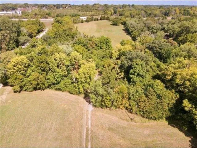 $300,000 | 7614 Riverview Avenue, Kansas City, KS 66112