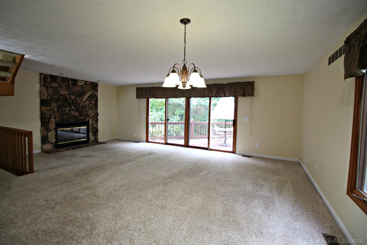 6592 Ridgeview Drive Clarkston, MI 48346 - Photo 8 of 32