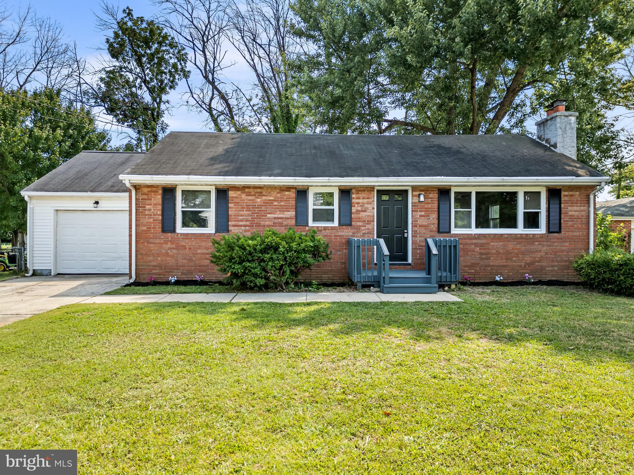 15 Cove Road Penns Grove, NJ 08069 - Photo 1 of 24 Gallery Image 1