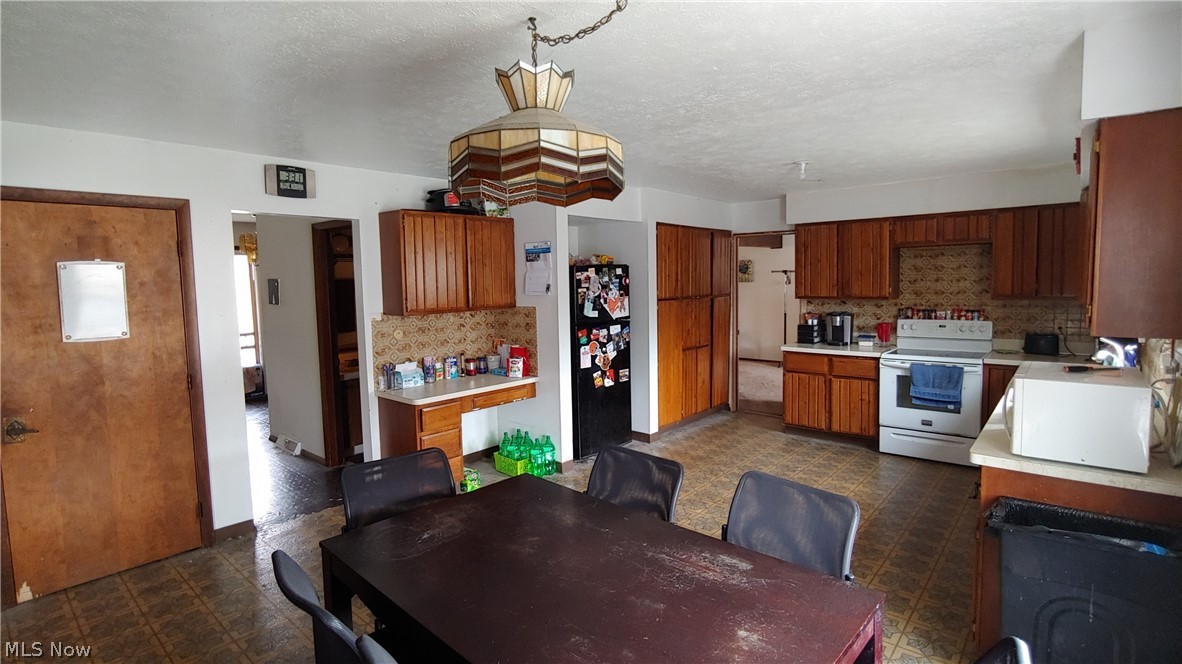 18938 Highpoint Road Chagrin Falls, OH 44023 - Photo 9 of 20 Gallery Image 9