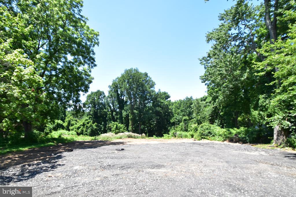 3326 Offutt Road Randallstown, MD 21133 - Photo 6 of 9
