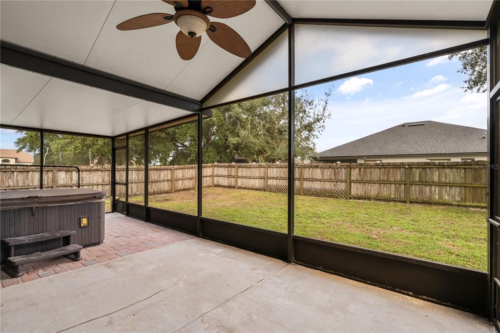 19214 Briercrest Trail Orlando, FL 32833 - Photo 29 of 47 a view of an empty room and window