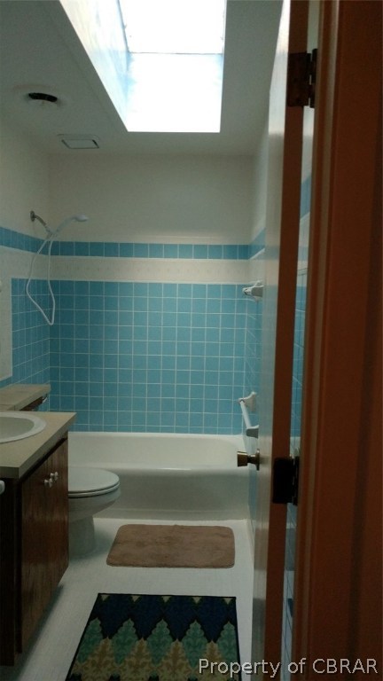 7362 Joseph Lewis Road Gloucester Point, VA 23062 - Photo 11 of 13 Bathroom full