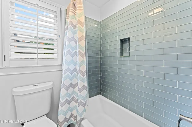 $827,999 | 12176 Brookstone Drive, Knoxville, TN 37934