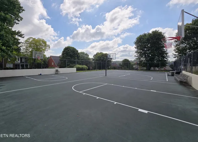 $827,999 | 12176 Brookstone Drive, Knoxville, TN 37934