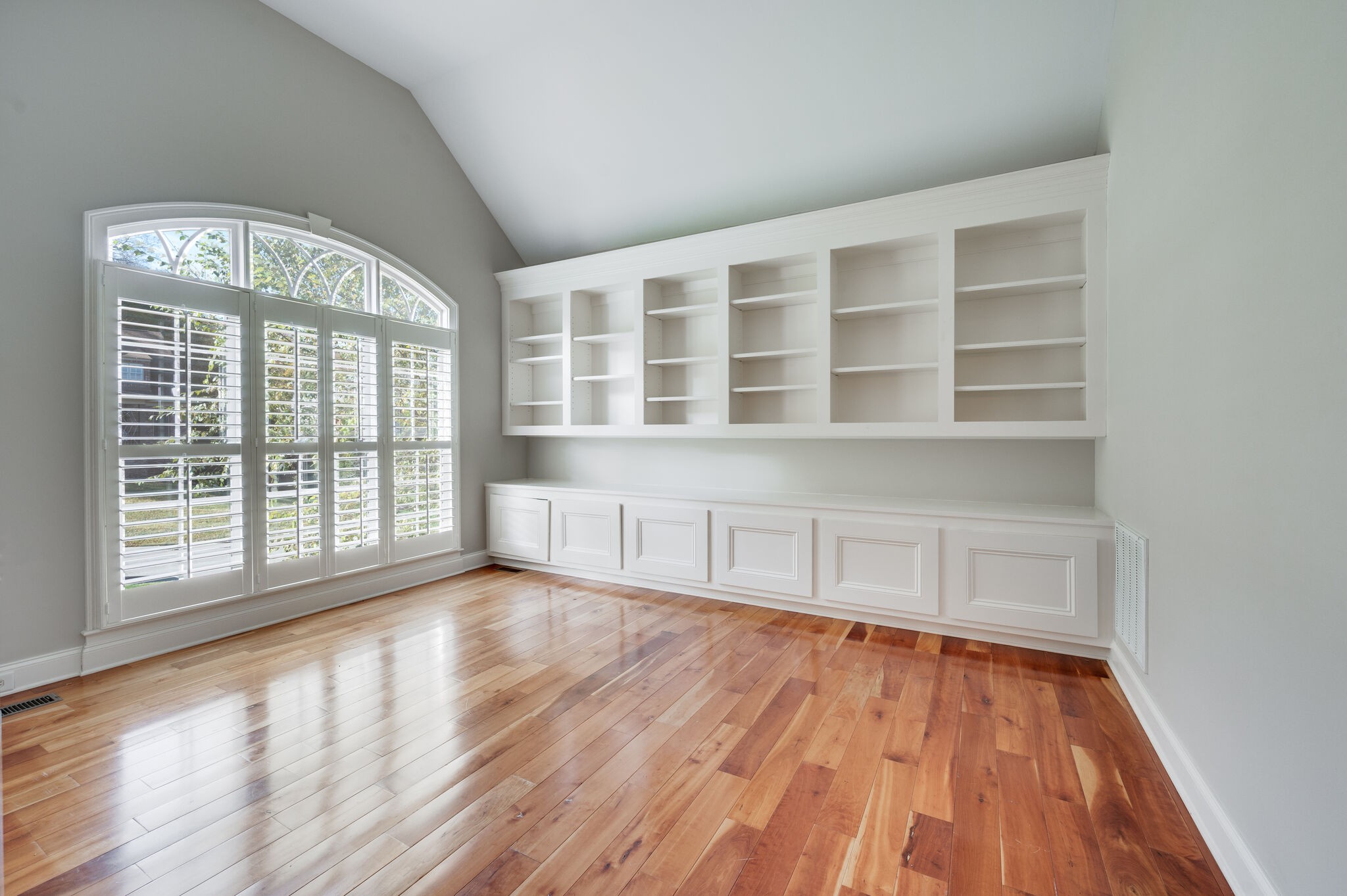 480 Sandcastle Road Franklin, TN 37069 - Photo 10 of 66 Gallery Image 10