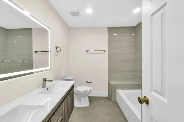 $889,000 | 8419 Northwest 55th Court, Coral Springs, FL 33067