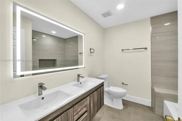 $889,000 | 8419 Northwest 55th Court, Coral Springs, FL 33067