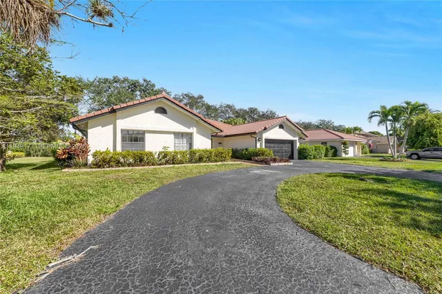 $889,000 | 8419 Northwest 55th Court, Coral Springs, FL 33067