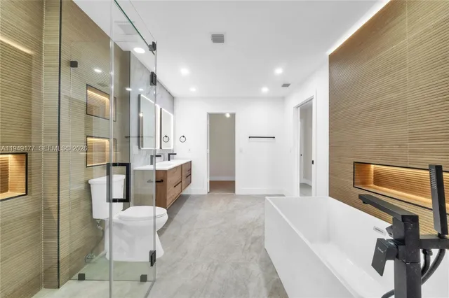 $889,000 | 8419 Northwest 55th Court, Coral Springs, FL 33067