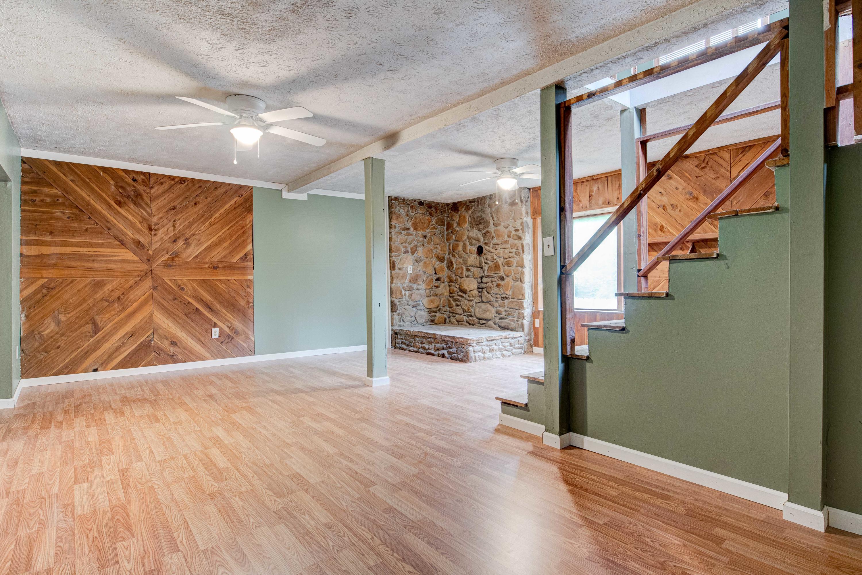 189 Lone Mountain Road Andersonville, TN 37705 - Photo 18 of 30 Photo-18