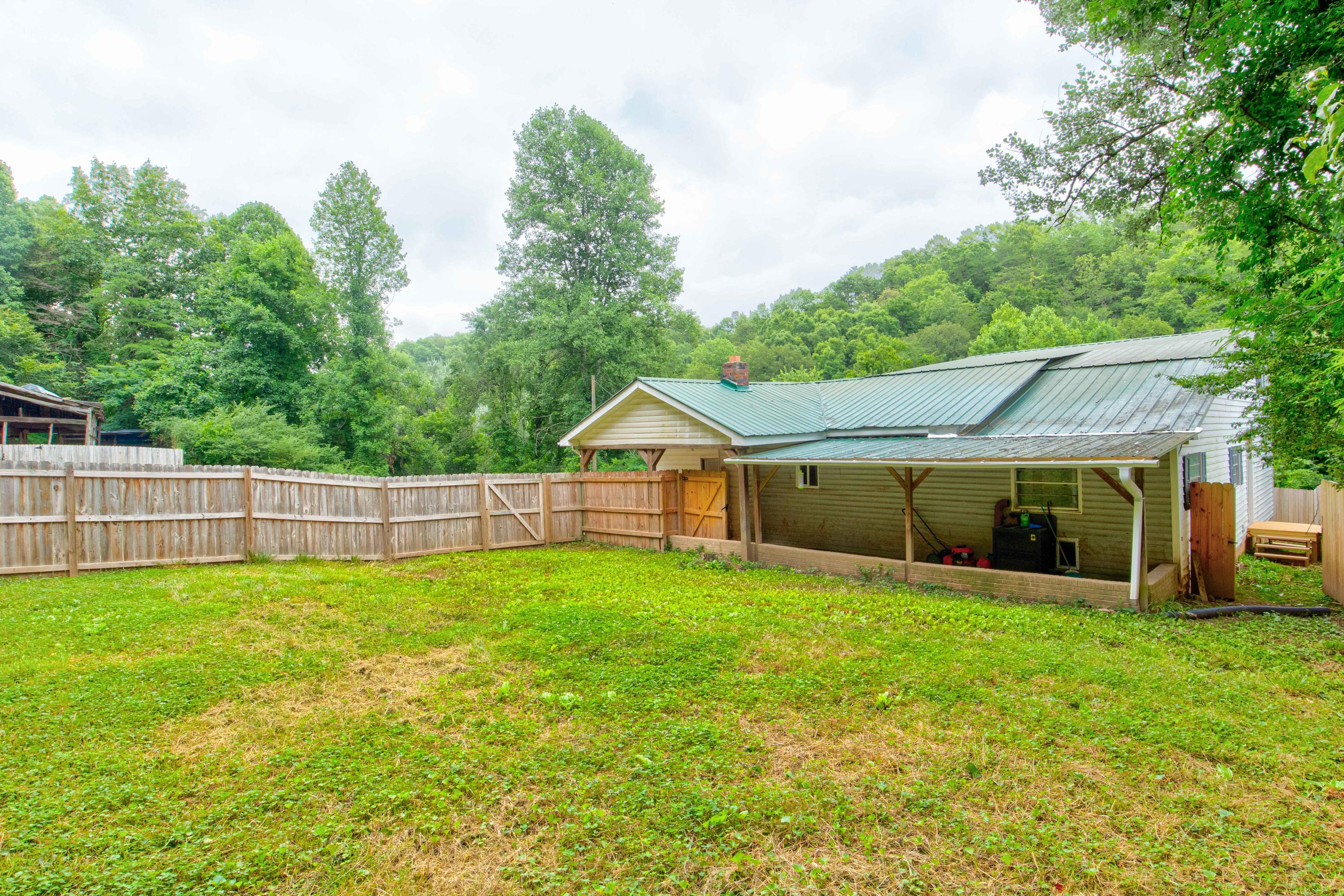 189 Lone Mountain Road Andersonville, TN 37705 - Photo 25 of 30 Photo-29