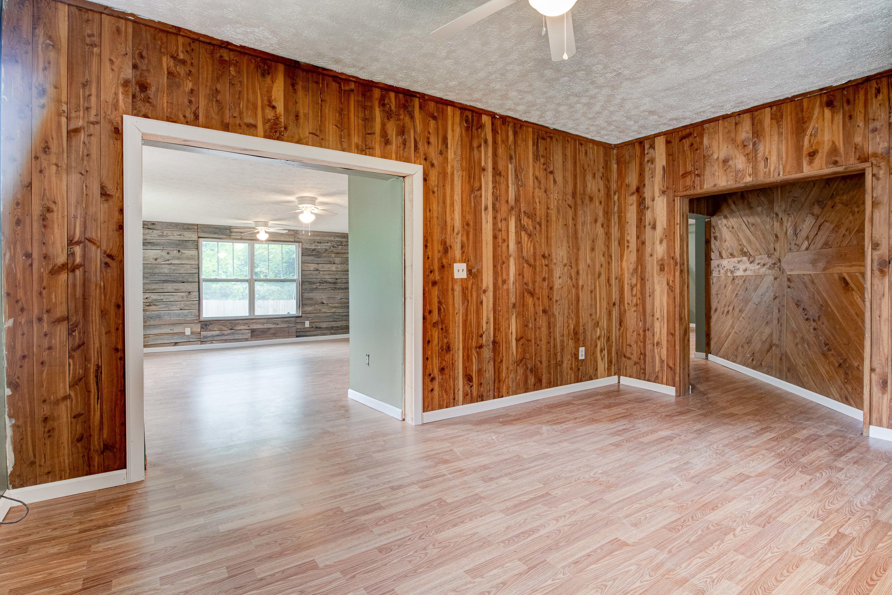 189 Lone Mountain Road Andersonville, TN 37705 - Photo 5 of 30 Photo-5
