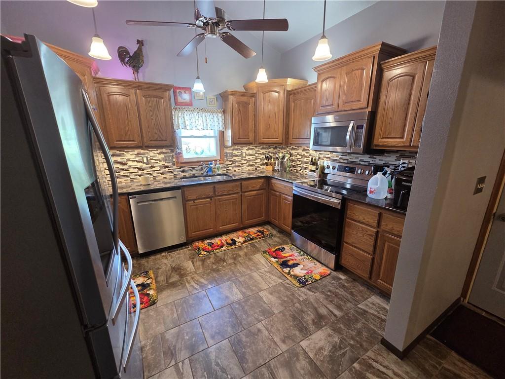 129 Northwest 251 Road Clinton, MO 64735 - Photo 11 of 46