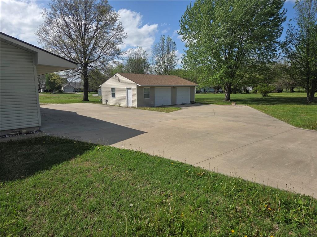129 Northwest 251 Road Clinton, MO 64735 - Photo 41 of 46