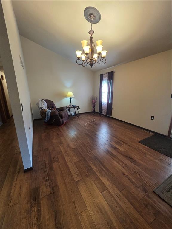 129 Northwest 251 Road Clinton, MO 64735 - Photo 8 of 46