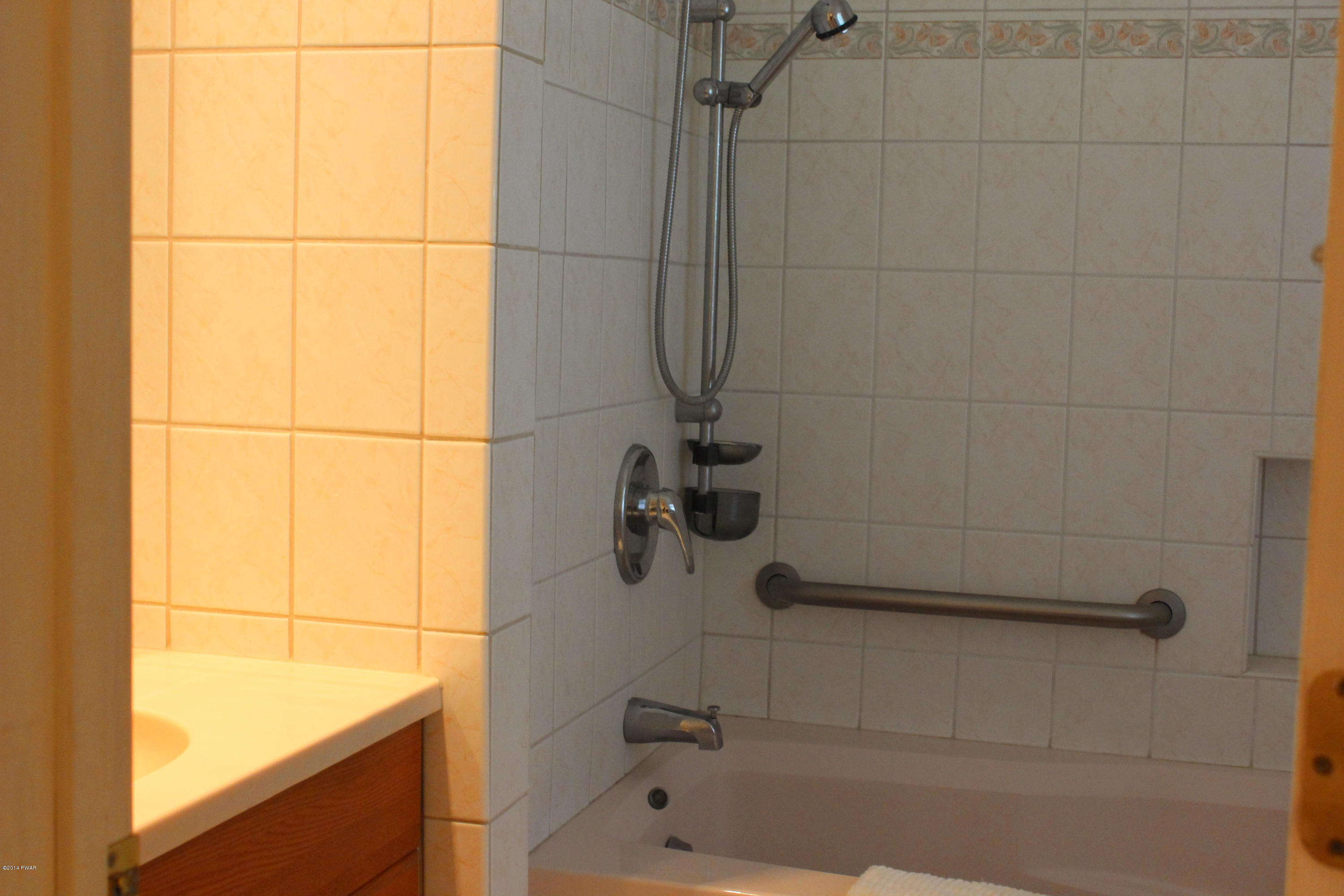 1604 Ridgeview Court Lake Ariel, PA 18436 - Photo 17 of 32