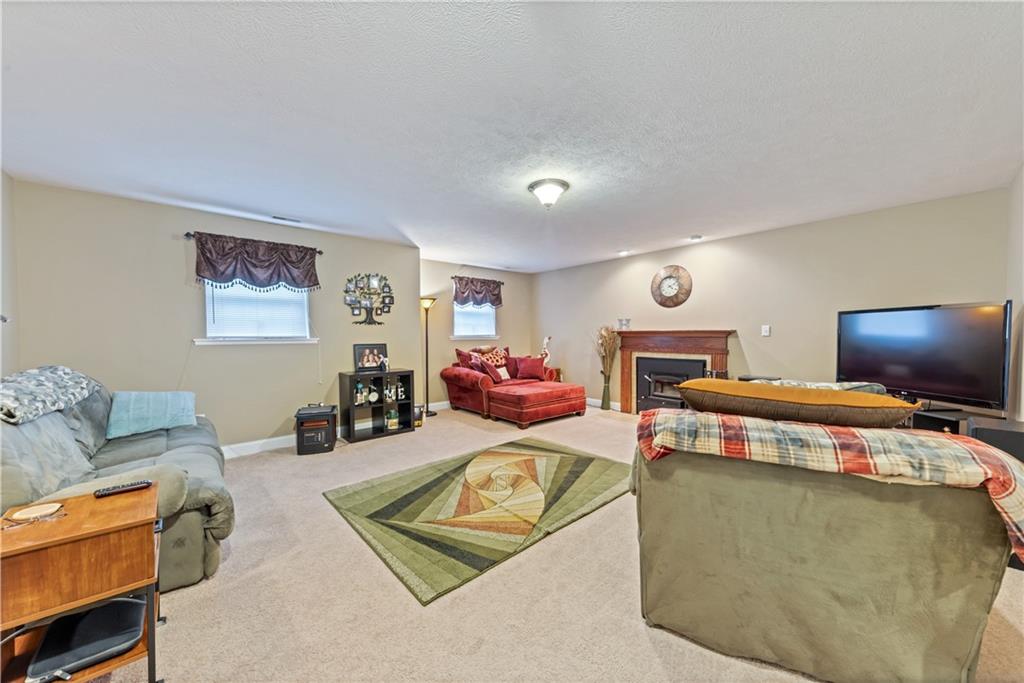 407 Forrest Hill Road Industry, PA 15052 - Photo 19 of 25