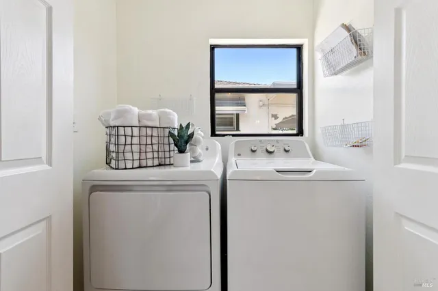 $1,100,000 | 1039 Stevenson Street, Santa Rosa, CA 95404