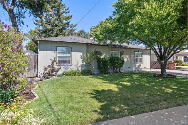 $1,100,000 | 1039 Stevenson Street, Santa Rosa, CA 95404