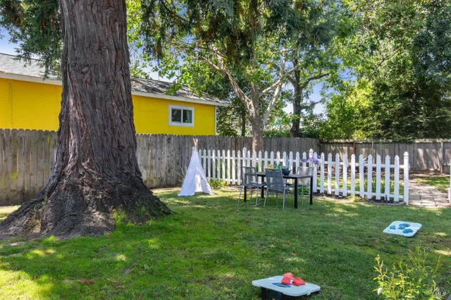 $1,100,000 | 1039 Stevenson Street, Santa Rosa, CA 95404