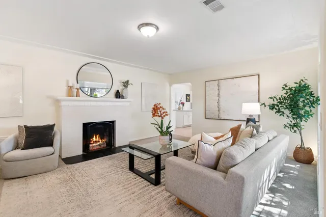 $1,100,000 | 1039 Stevenson Street, Santa Rosa, CA 95404