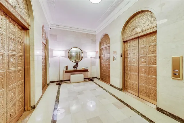 $1,498,000 | 310 South Michigan Avenue, Unit 1500, Chicago, IL 60604