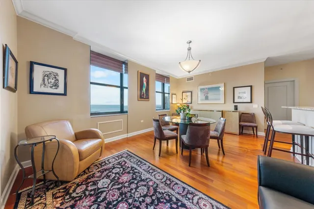 $1,498,000 | 310 South Michigan Avenue, Unit 1500, Chicago, IL 60604