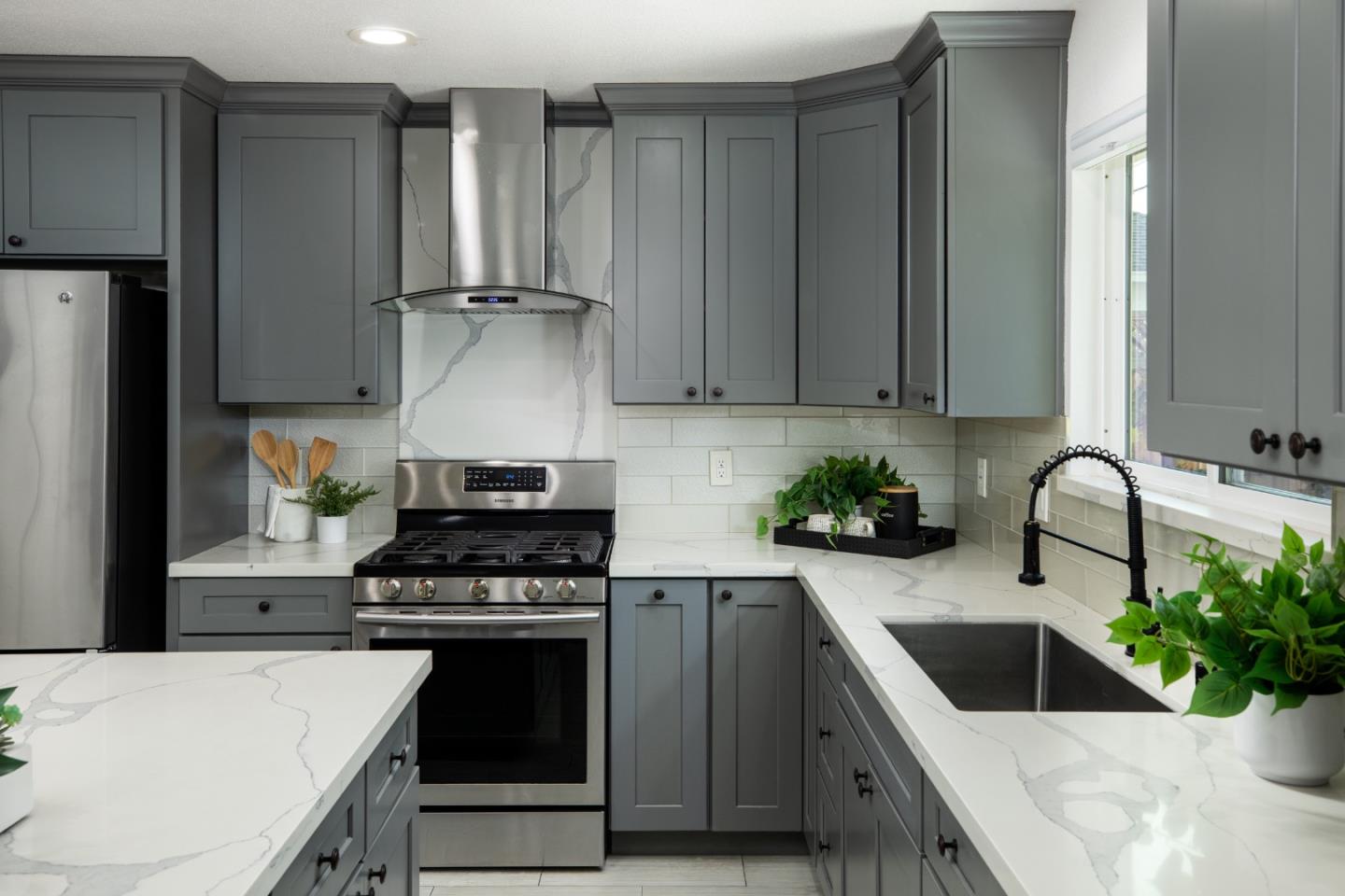 2381 Rosita Avenue Santa Clara, CA 95050 - Photo 13 of 24