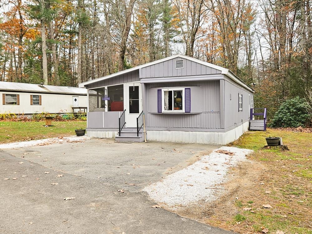 20 Beech Hill Road, Unit 11 Exeter, NH 03833 - Photo 2 of 20 Gallery Image 2
