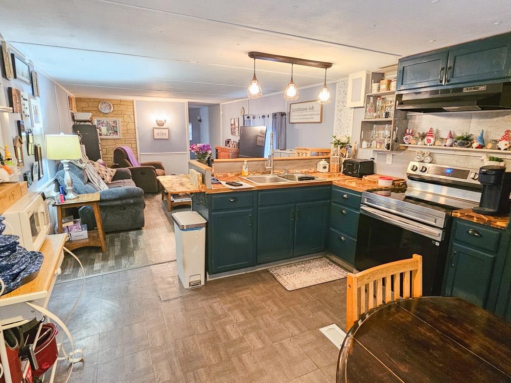 20 Beech Hill Road, Unit 11 Exeter, NH 03833 - Photo 5 of 20 Gallery Image 5