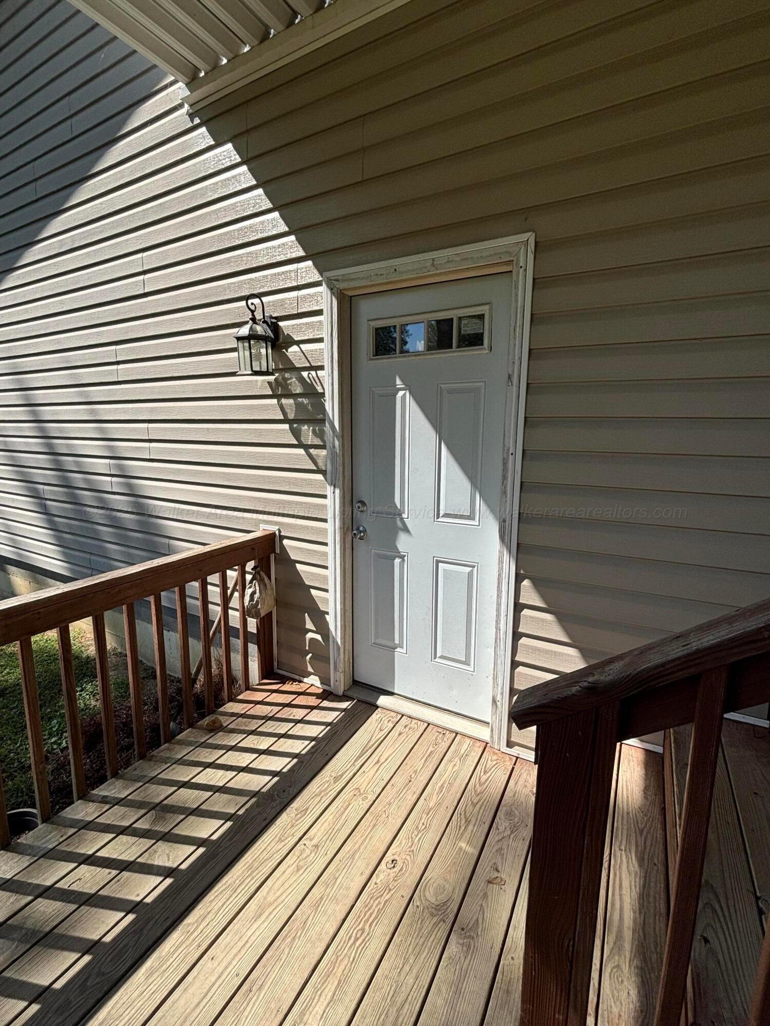739 Old Warrior Road Sumiton, AL 35148 - Photo 35 of 42 Garage door