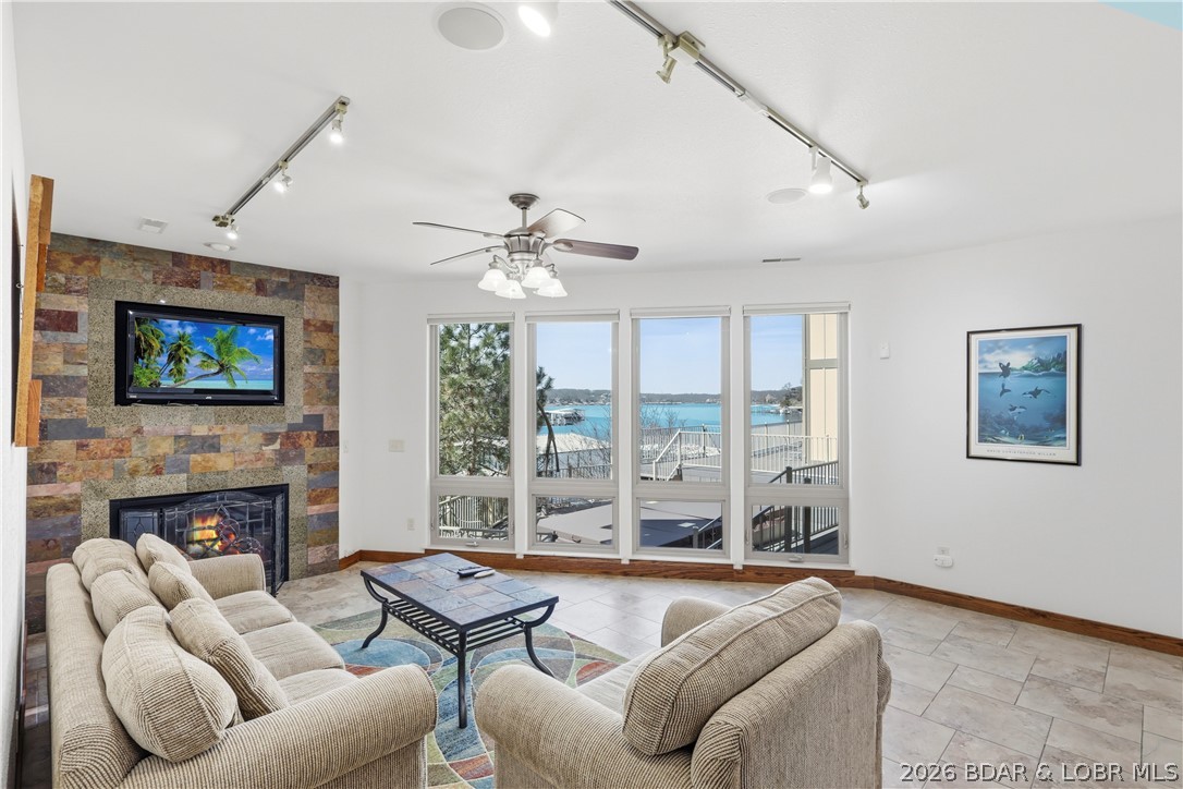 4467 Cove Road Osage Beach, MO 65065 - Photo 15 of 76