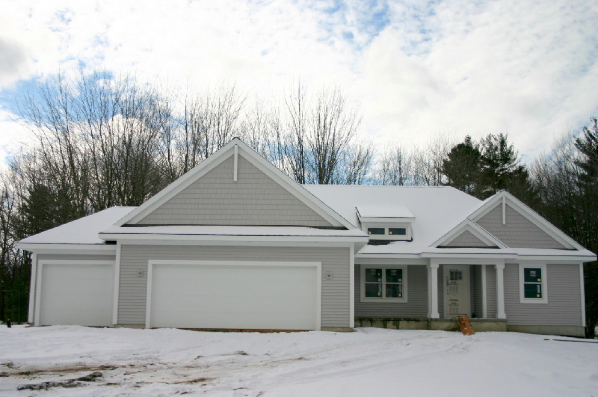16015 Waterleaf Trail, Unit 3 Spring Lake, MI 49456 - Photo 3 of 15 IMG_3354