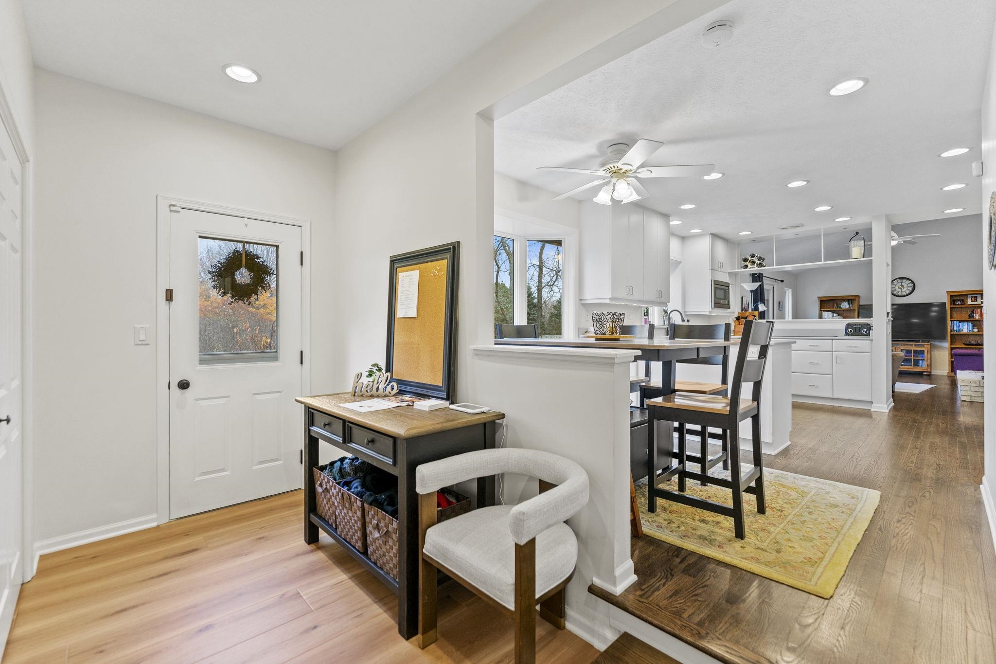 1628 Riverside Road Belvidere, IL 61008 - Photo 17 of 47 a dining room with furniture and window