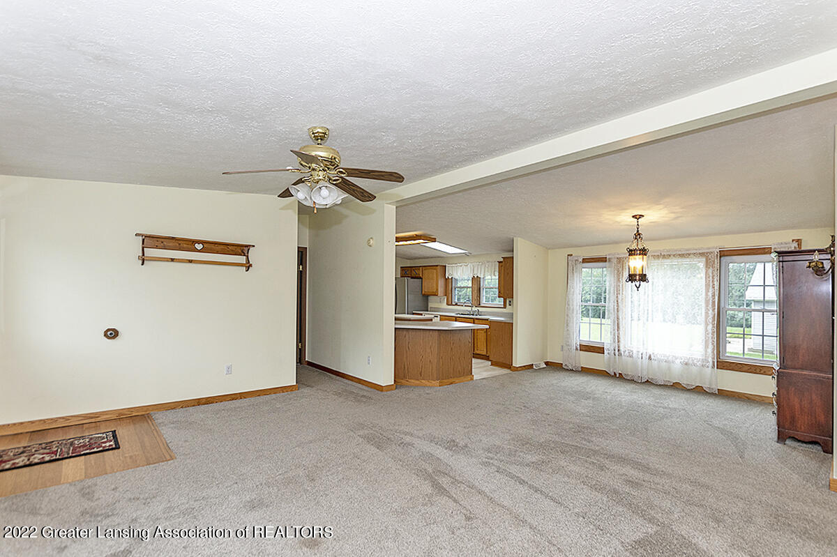 1793 West Stoll Road Dewitt, MI 48820 - Photo 5 of 33 04