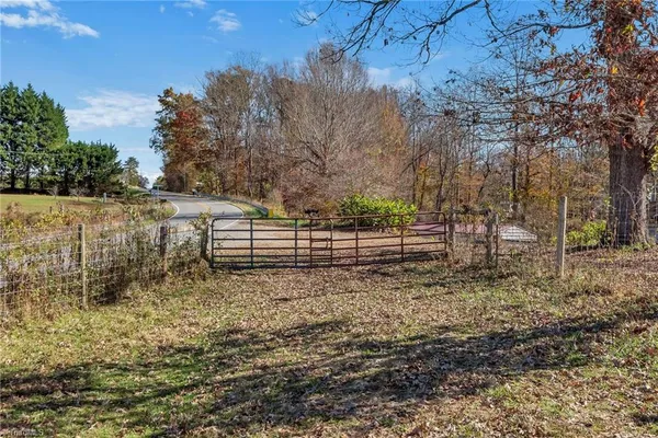 $1,250,000 | 0 Austin Traphill Road, Traphill, NC 28685