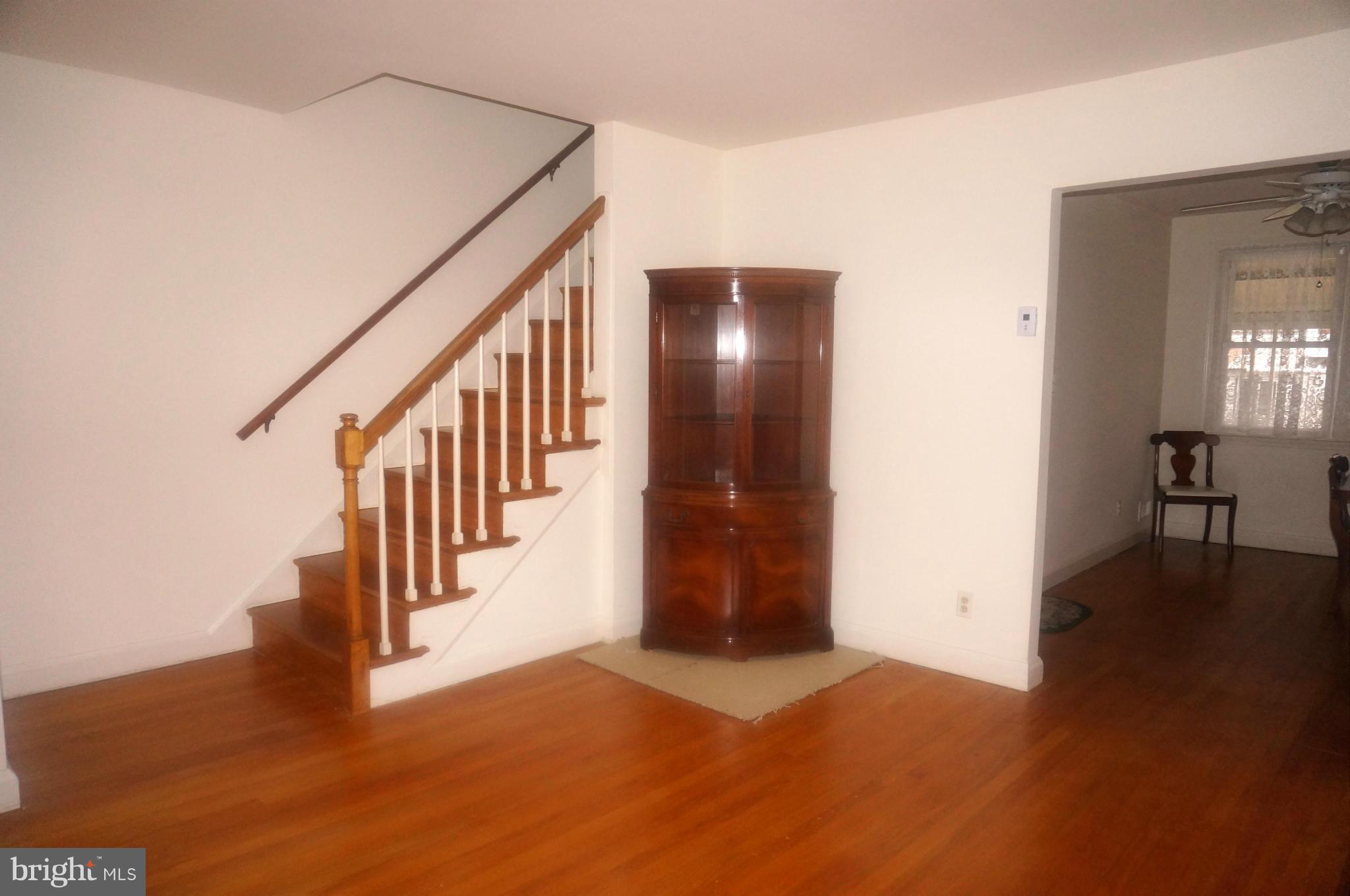 2802 Southbrook Road Baltimore, MD 21222 - Photo 4 of 24 Living Room