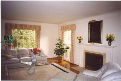 70 South Deeplands Road Grosse Pointe, MI 48236 - Photo 2 of 7 854638-1.JPG