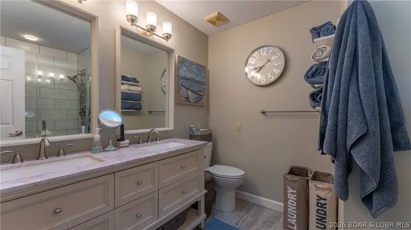 $600,000 | 71 Ginger Point, Lake Ozark, MO 65049