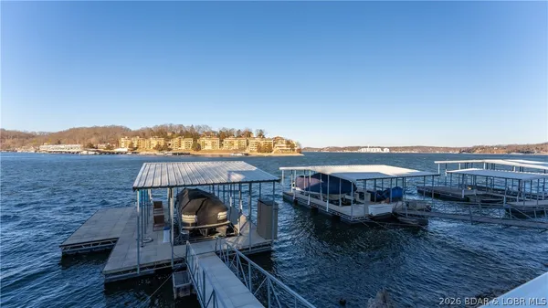 $600,000 | 71 Ginger Point, Lake Ozark, MO 65049