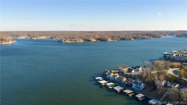 $600,000 | 71 Ginger Point, Lake Ozark, MO 65049