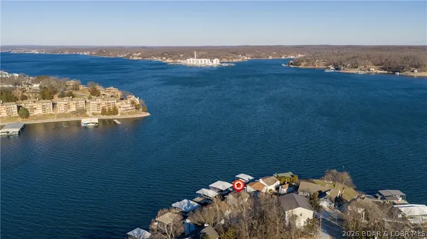 $600,000 | 71 Ginger Point, Lake Ozark, MO 65049
