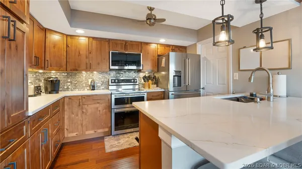 $600,000 | 71 Ginger Point, Lake Ozark, MO 65049