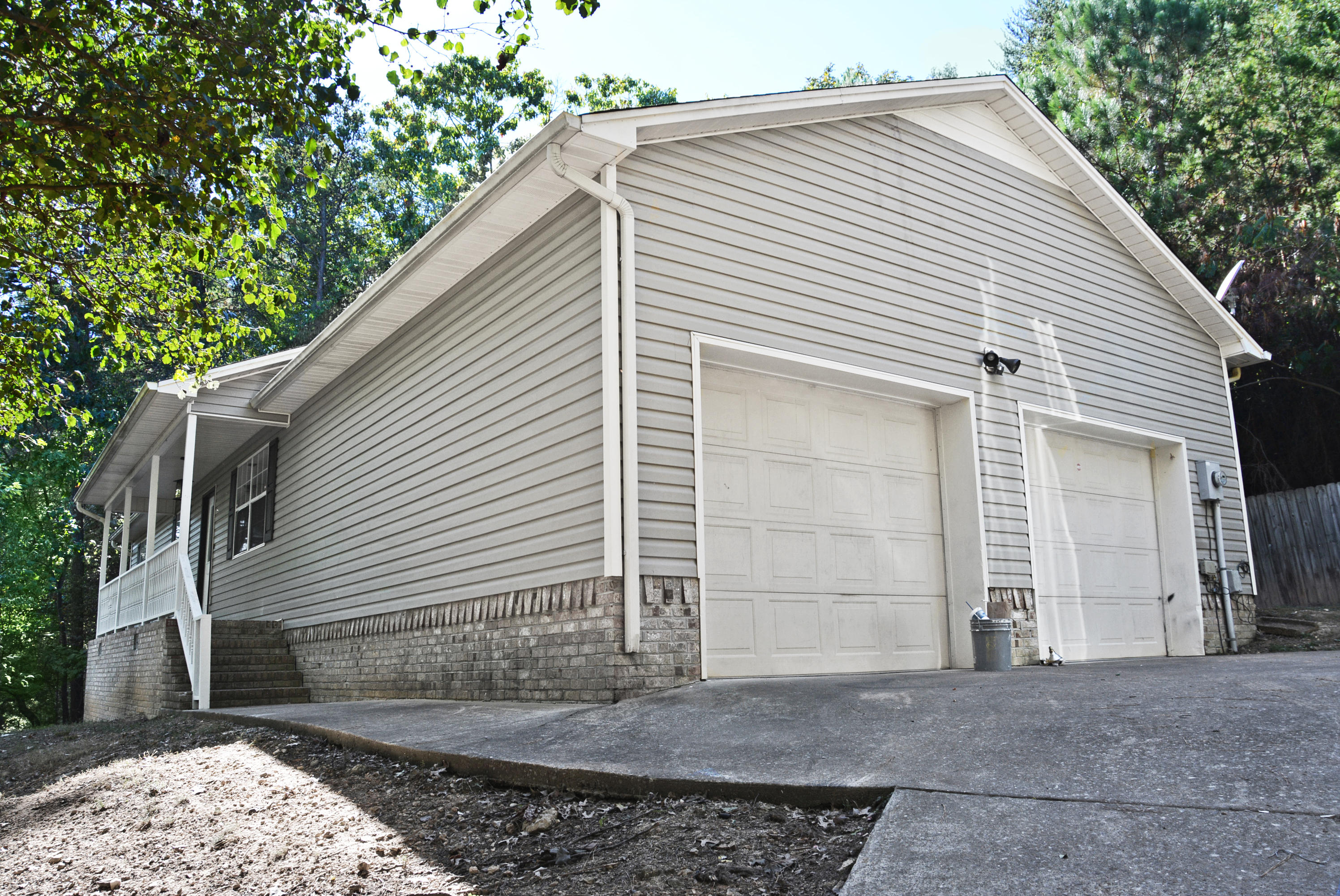 3712 Blue Springs Road, Unit 1 Cleveland, TN 37311 - Photo 2 of 12 Garage