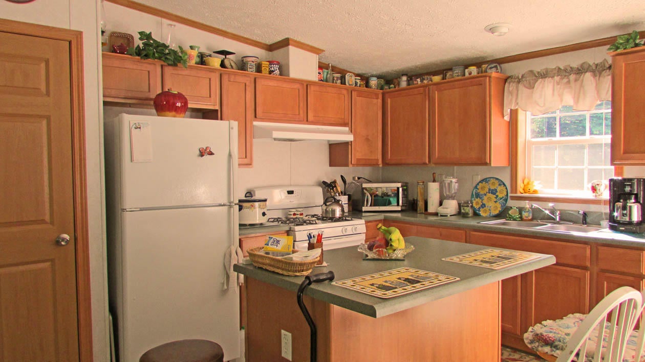 335 Gorman Road St. Ignace, MI 49781 - Photo 4 of 28 Gallery Image 4