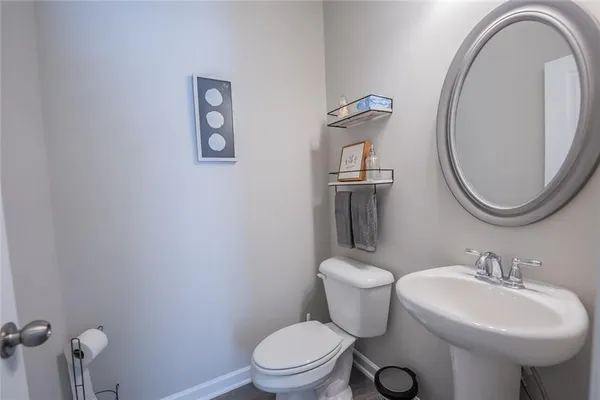 $2,900 | 454 Burgundy Terrace Southeast, Atlanta, GA 30354