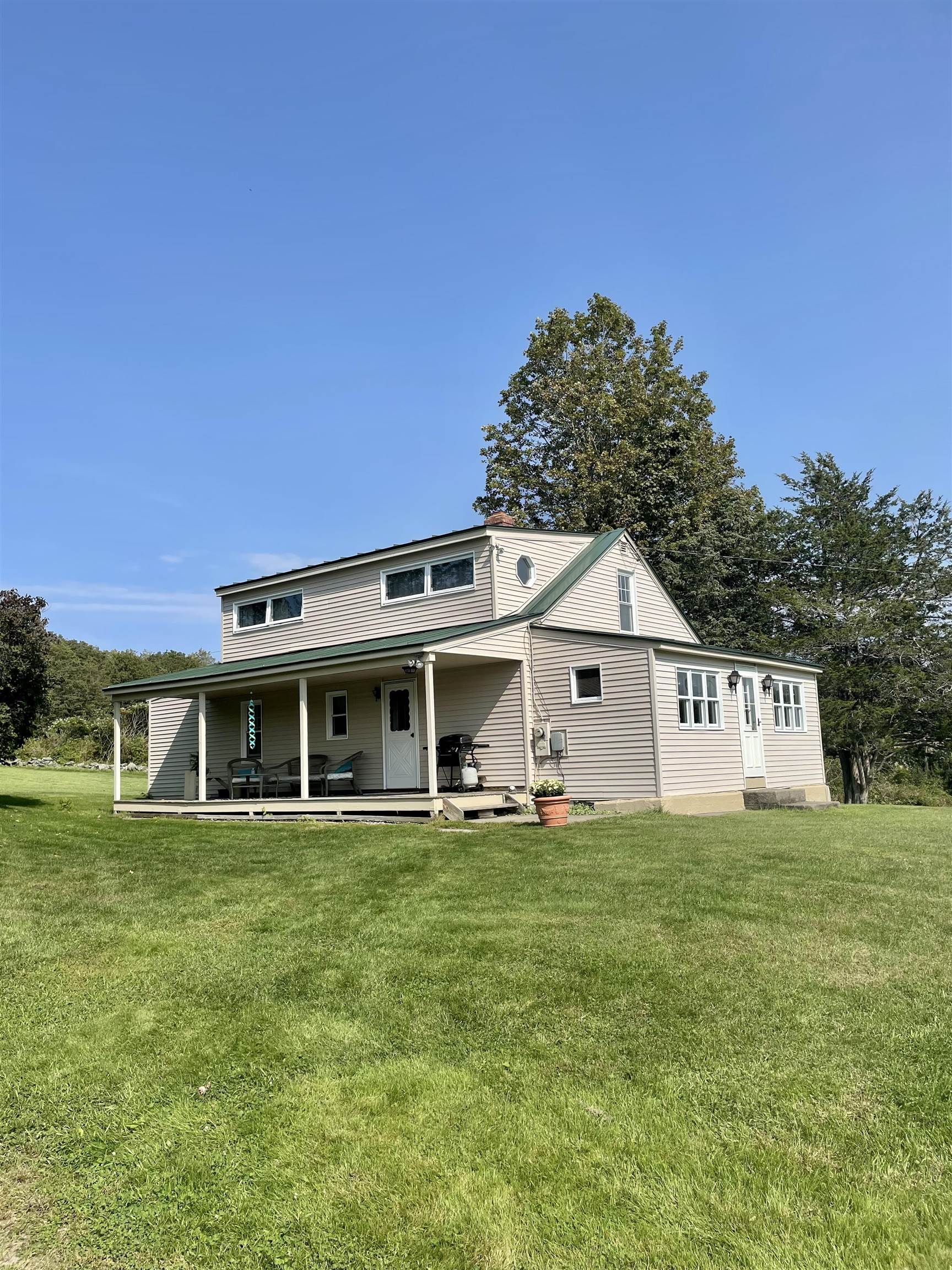 170 Eureka Road Springfield, VT 05156 - Photo 2 of 40